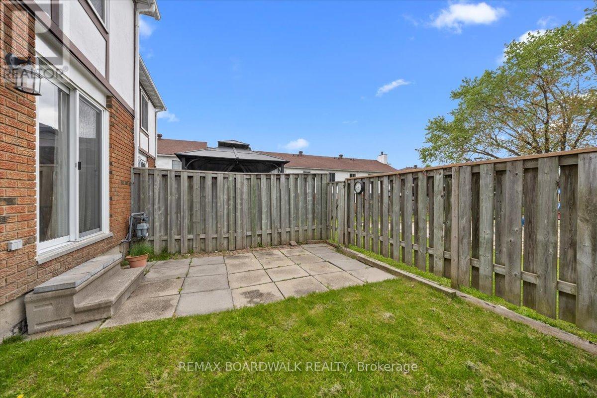 48 - 1828 Axminster Court, Ottawa, Ontario  K1C 1Z4 - Photo 44 - X13232322