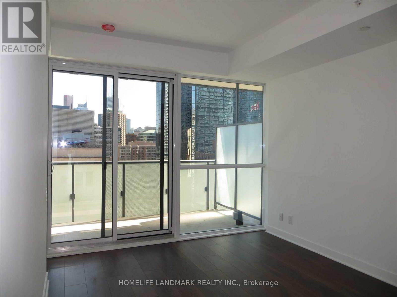 1601 - 15 Grenville Street, Toronto, Ontario  M4Y 1A1 - Photo 4 - C13232312
