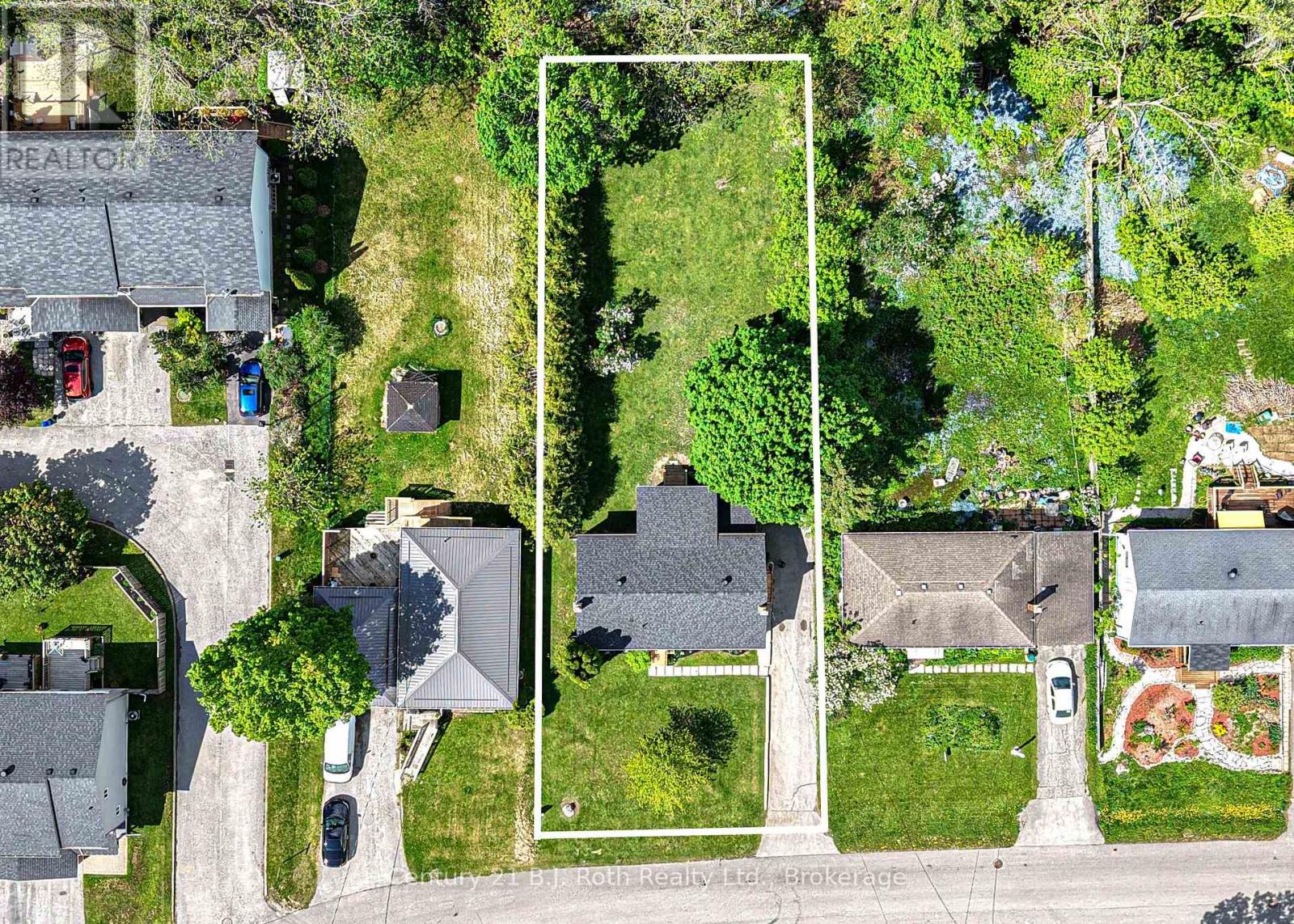 359 Millard Street, Orillia, Ontario  L3V 4H5 - Photo 4 - S13232326