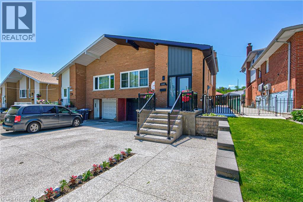 2560 PALISANDER Avenue, Mississauga, Ontario