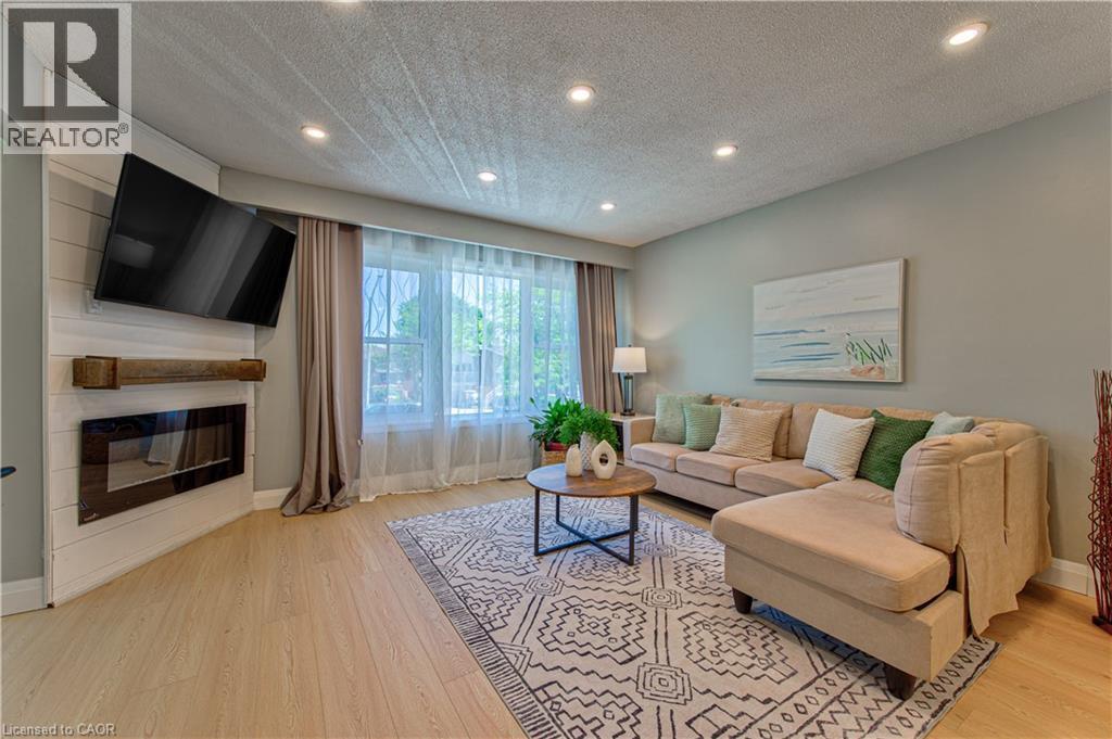 2560 Palisander Avenue, Mississauga, Ontario  L5B 2L2 - Photo 10 - 40836140