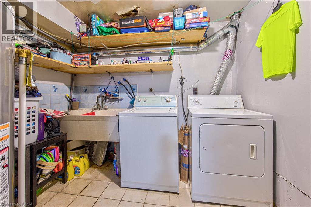 2560 Palisander Avenue, Mississauga, Ontario  L5B 2L2 - Photo 35 - 40836140