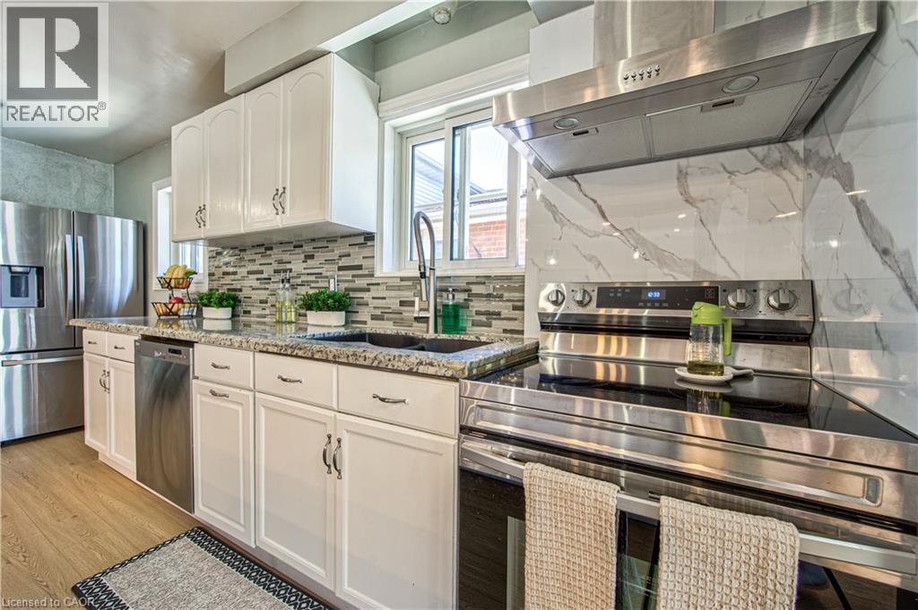 2560 Palisander Avenue, Mississauga, Ontario  L5B 2L2 - Photo 6 - 40836140