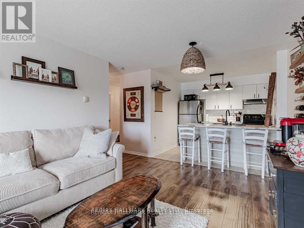 204 - 90 Aspen Springs Drive W, Clarington, Ontario  L1C 5N3 - Photo 6 - E13232284