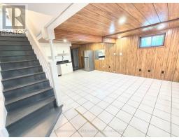 100 KINGSLAKE ROAD, Toronto, Ontario