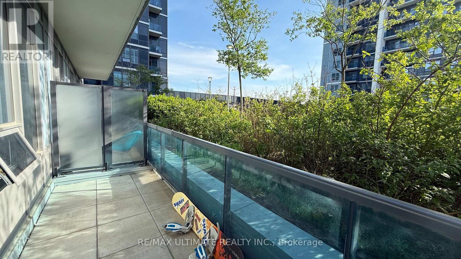 304 - 3600 Highway 7, Vaughan, Ontario  L4L 5G1 - Photo 4 - N13232294