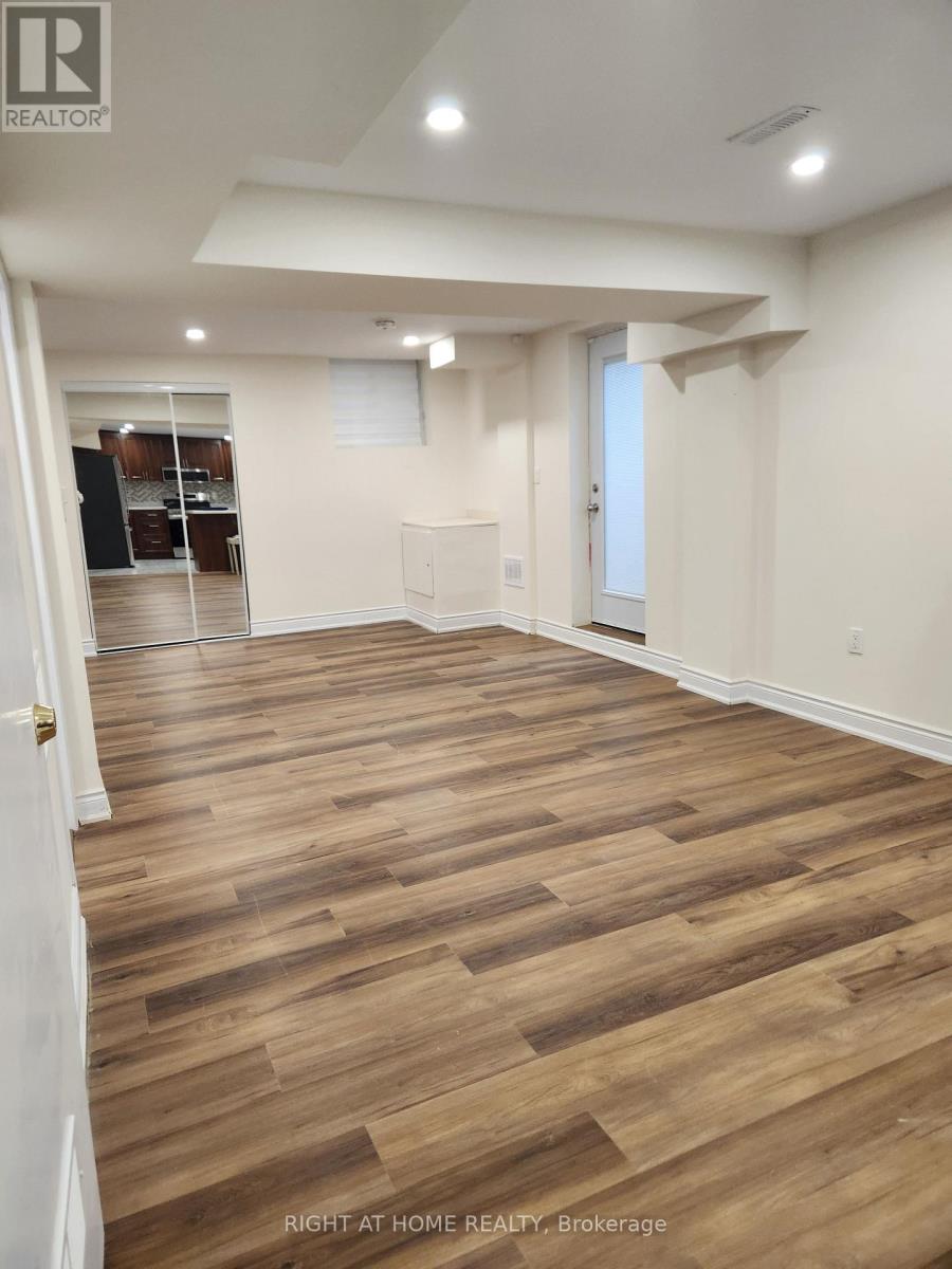 Basement - 62 Pineway Place, Brampton, Ontario  L6S 5S4 - Photo 10 - W13232296