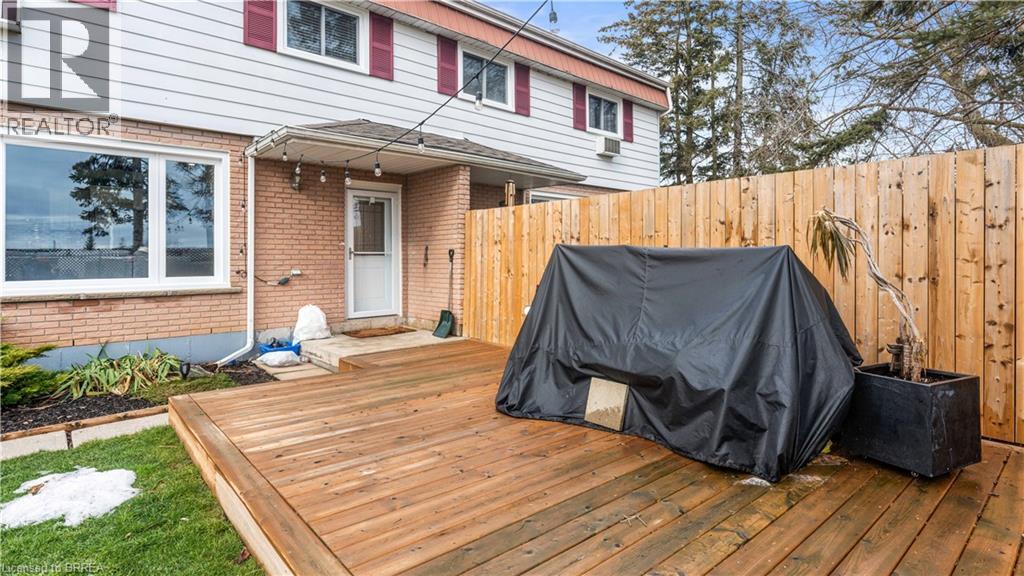 52 Ewing Drive Unit# C, Brantford, Ontario  N3R 5H8 - Photo 3 - 40829453