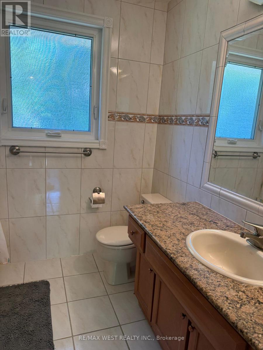 51 Winterton Drive, Toronto, Ontario  M9B 3G8 - Photo 14 - W13225522