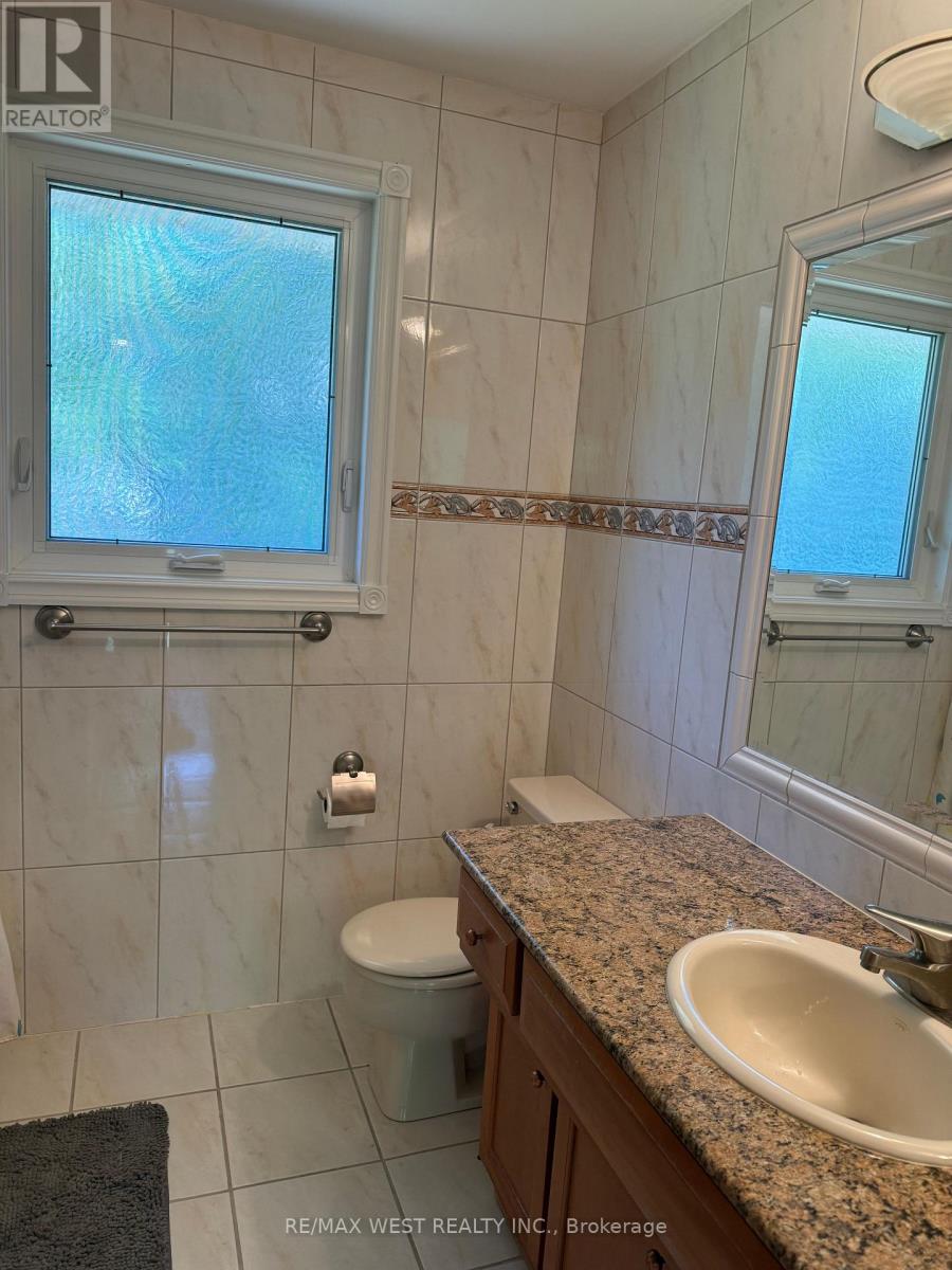 51 Winterton Drive, Toronto, Ontario  M9B 3G8 - Photo 21 - W13225522
