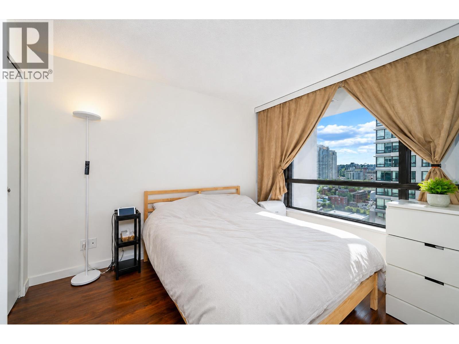 1405 909 Mainland Street, Vancouver, British Columbia  V6B 1S3 - Photo 12 - R3130866