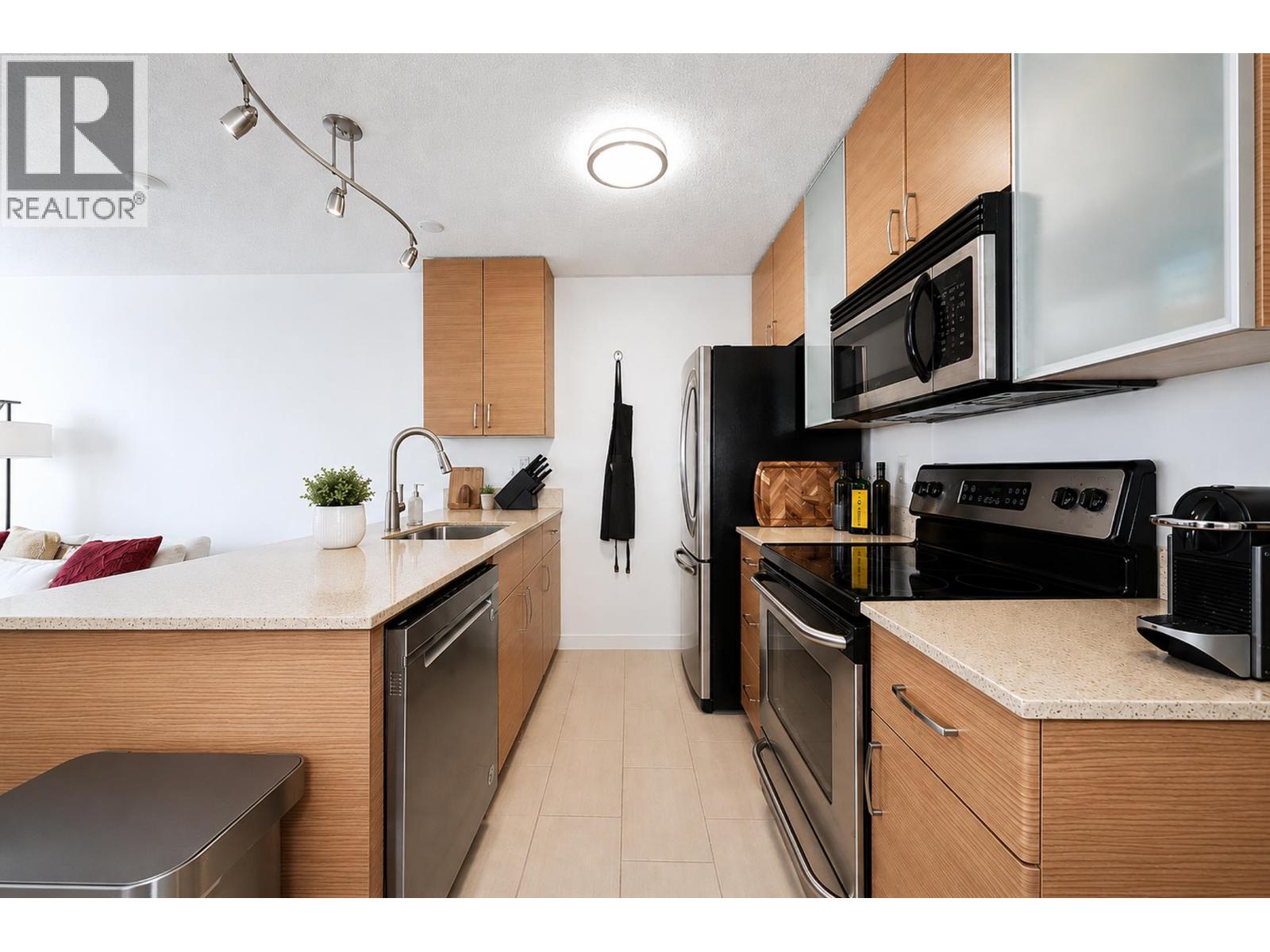 1405 909 Mainland Street, Vancouver, British Columbia  V6B 1S3 - Photo 6 - R3130866