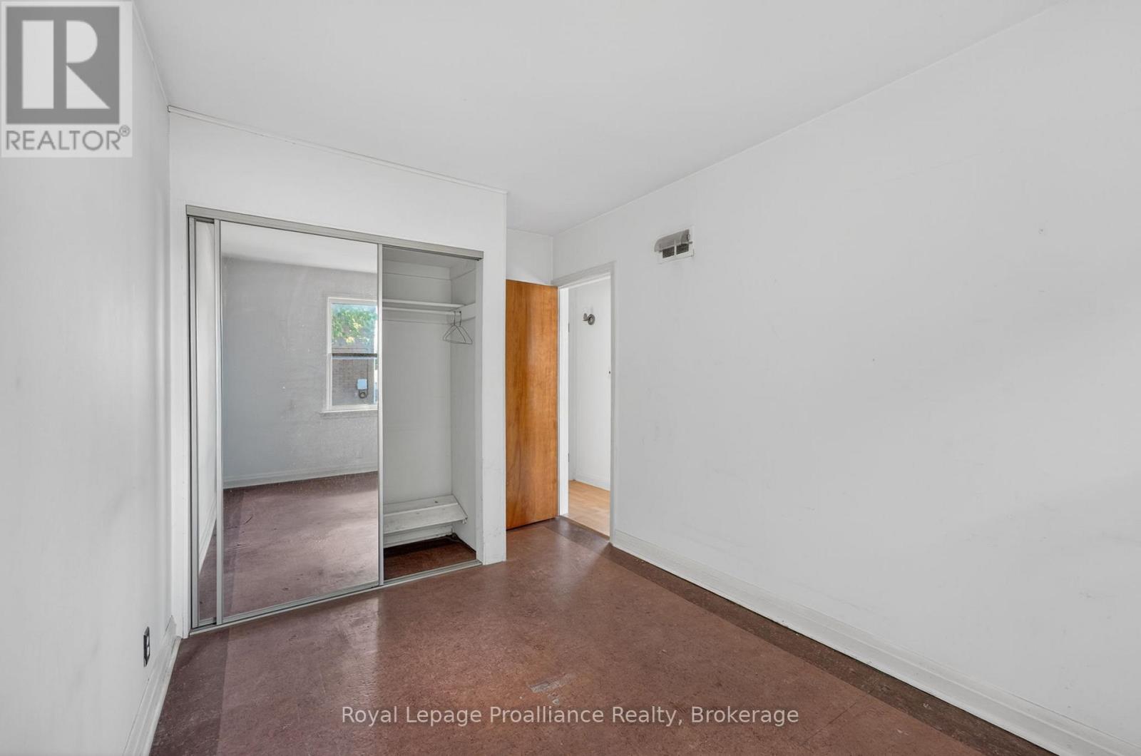 368 Sidney Street, Belleville, Ontario  K8P 3Z6 - Photo 13 - X13232374