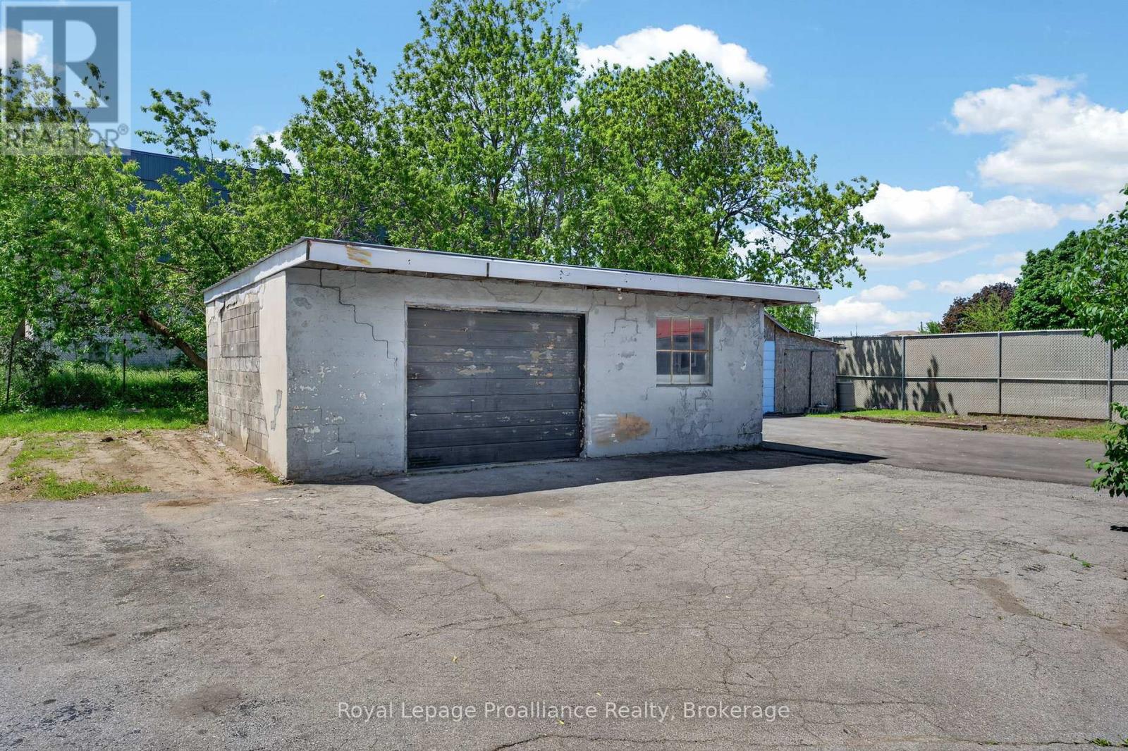 368 Sidney Street, Belleville, Ontario  K8P 3Z6 - Photo 25 - X13232374