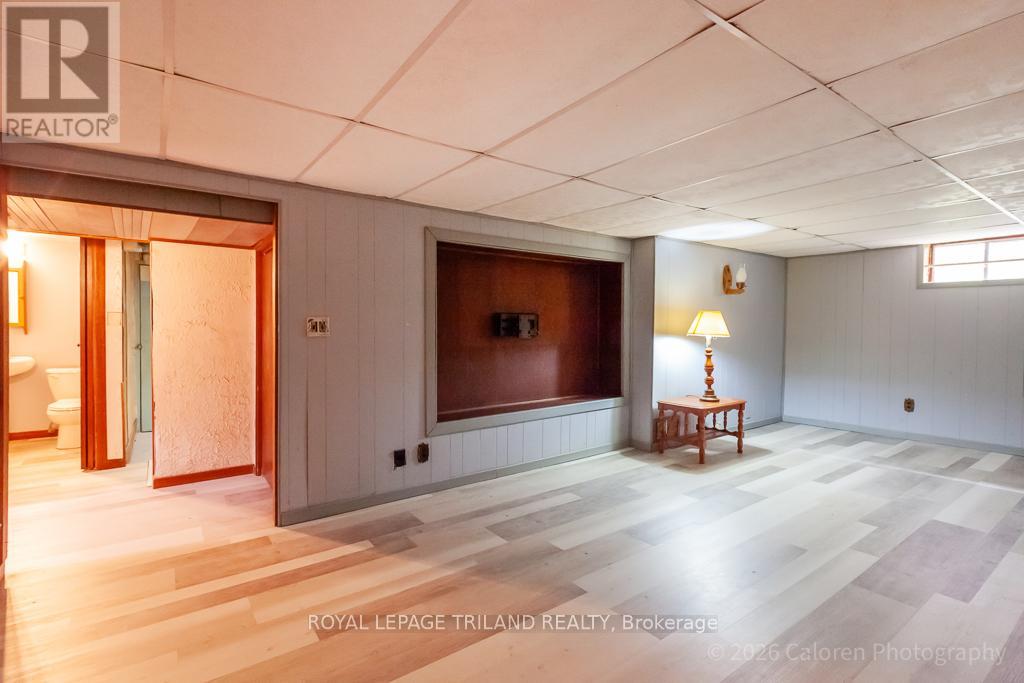 227 Ellsworth Avenue, London East, Ontario  N5W 1J8 - Photo 37 - X13232434