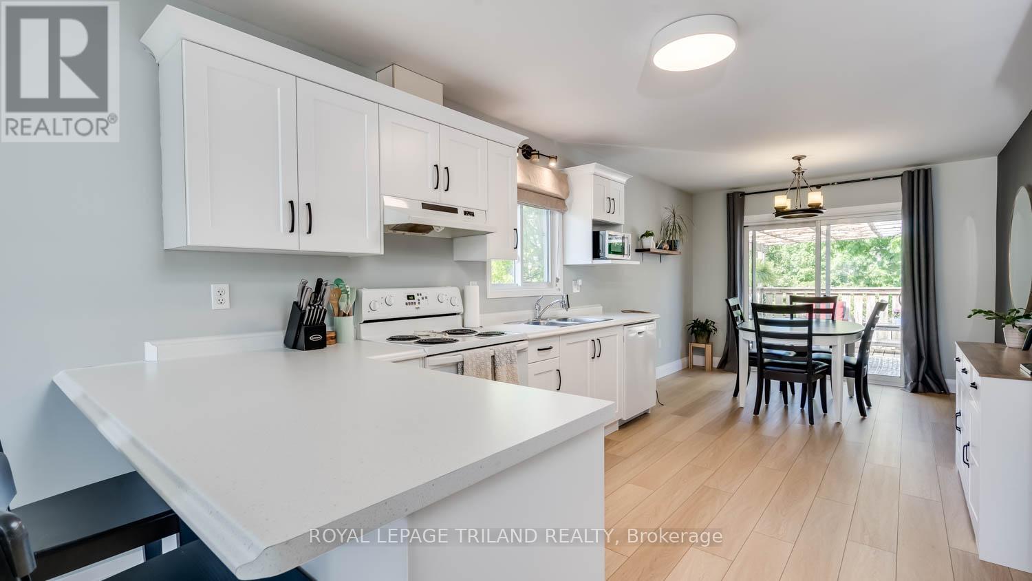 271 Mogg Street, Strathroy-Caradoc, Ontario  N7G 3X4 - Photo 6 - X13232472