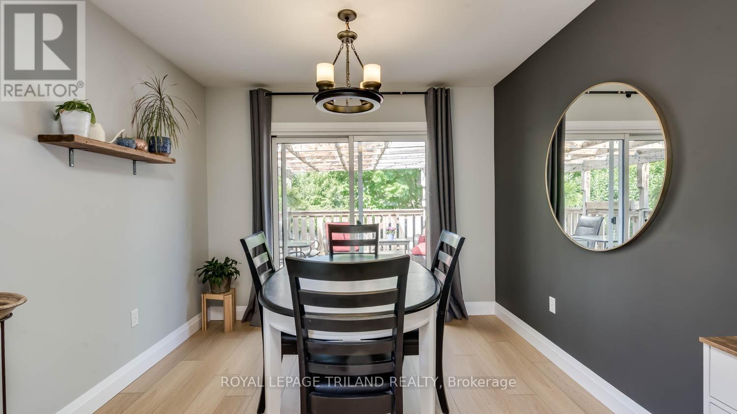 271 Mogg Street, Strathroy-Caradoc, Ontario  N7G 3X4 - Photo 8 - X13232472