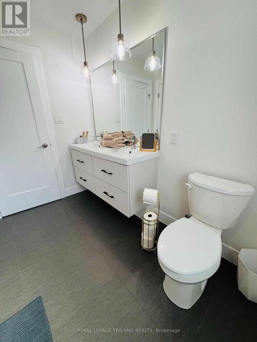 176 Winlow Way, Middlesex Centre, Ontario  N0L 1R0 - Photo 8 - X13232518