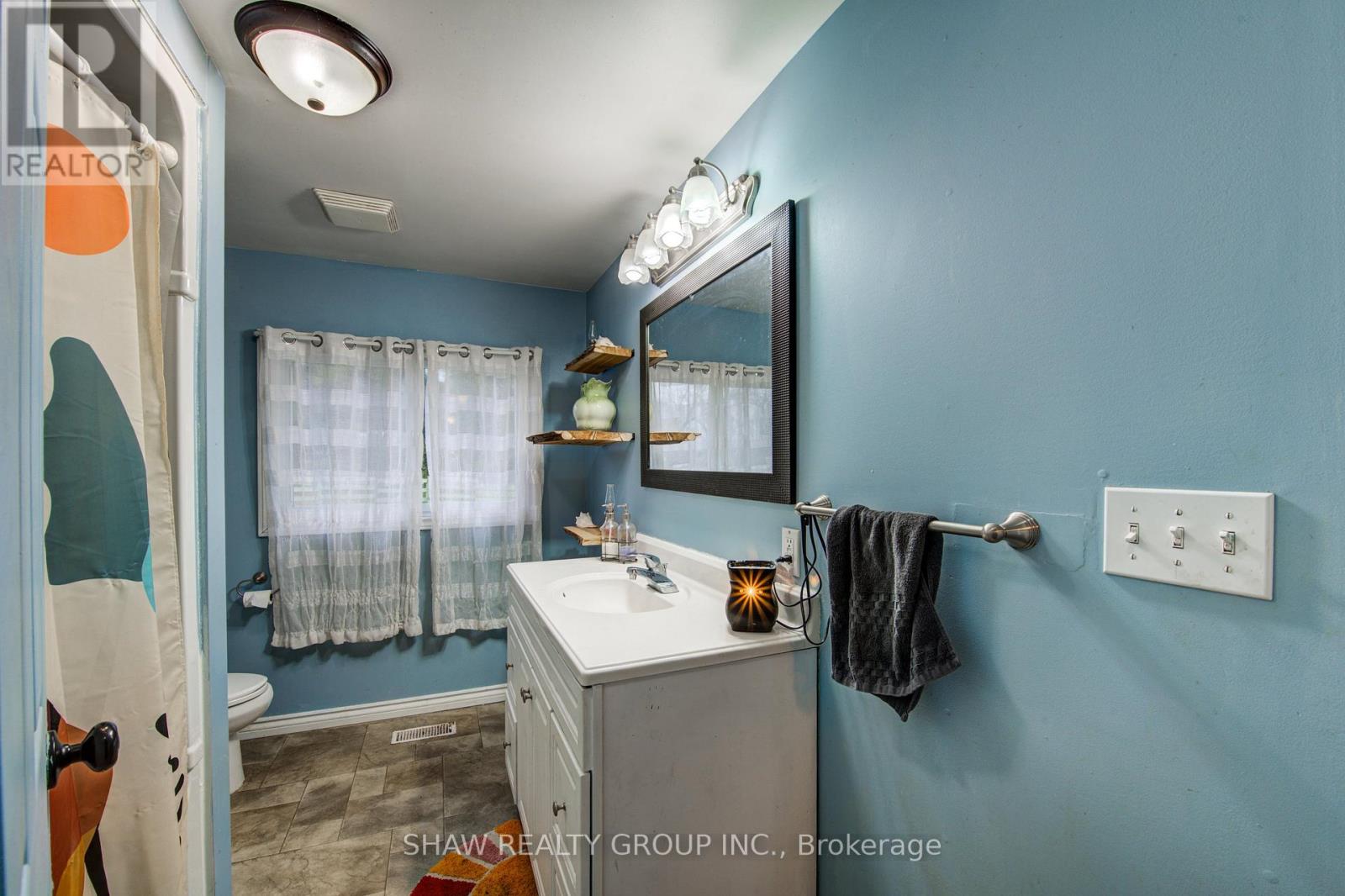853 Norfolk County 28 Road, Norfolk, Ontario  N0E 1G0 - Photo 21 - X12929414