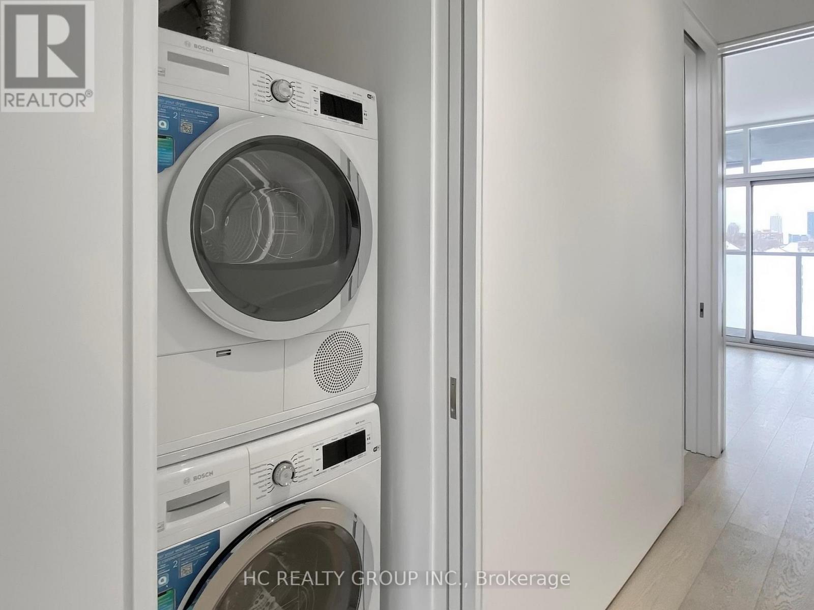 Upper - 899 Dundas Street W, Toronto, Ontario  M6J 1V9 - Photo 10 - C13232360