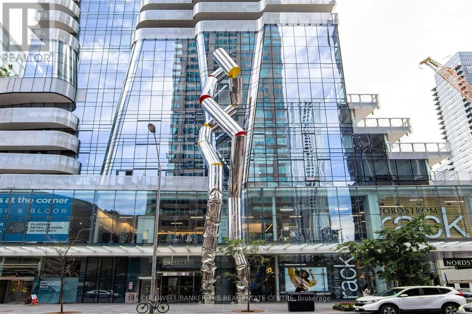 7 - 1 Bloor Street E, Toronto, Ontario  M4W 0A8 - Photo 2 - C13232402