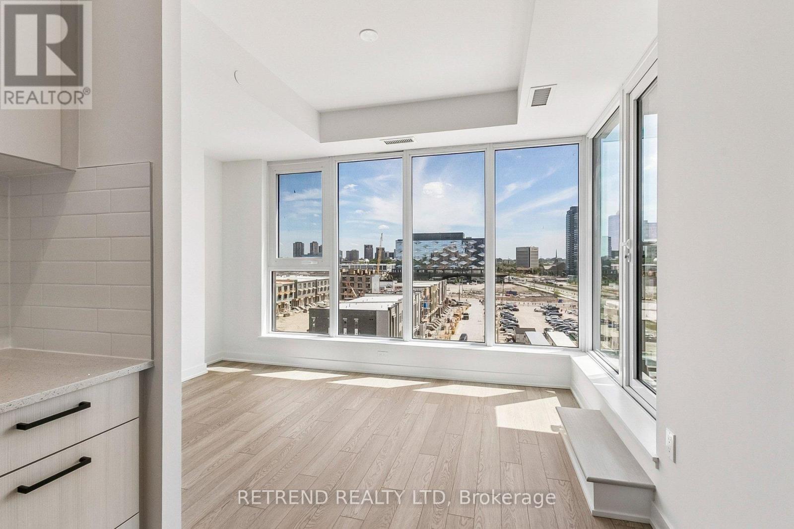 607 - 5 Quarrington Lane, Toronto, Ontario  M3C 0S5 - Photo 2 - C13232474