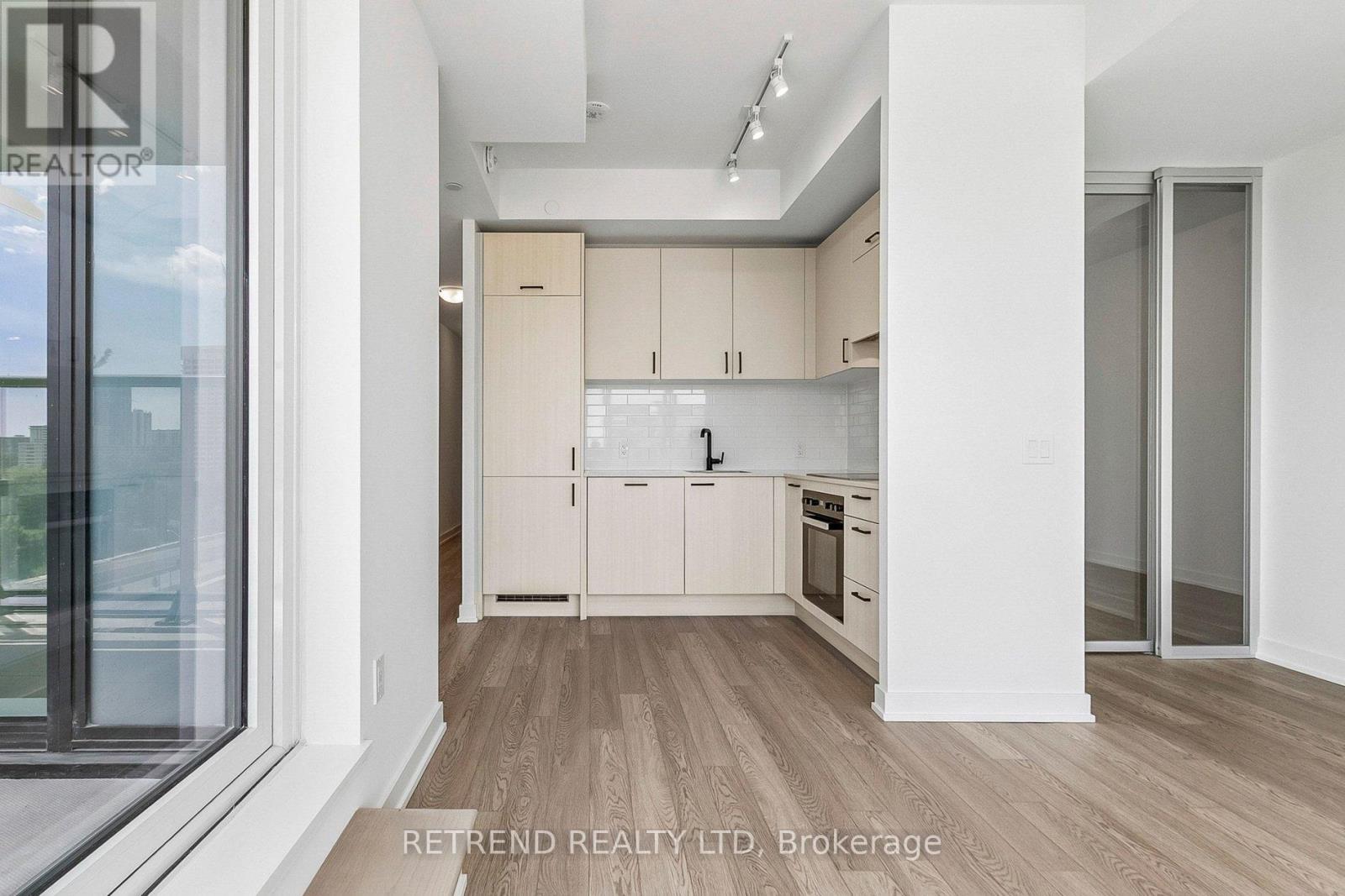 607 - 5 Quarrington Lane, Toronto, Ontario  M3C 0S5 - Photo 4 - C13232474