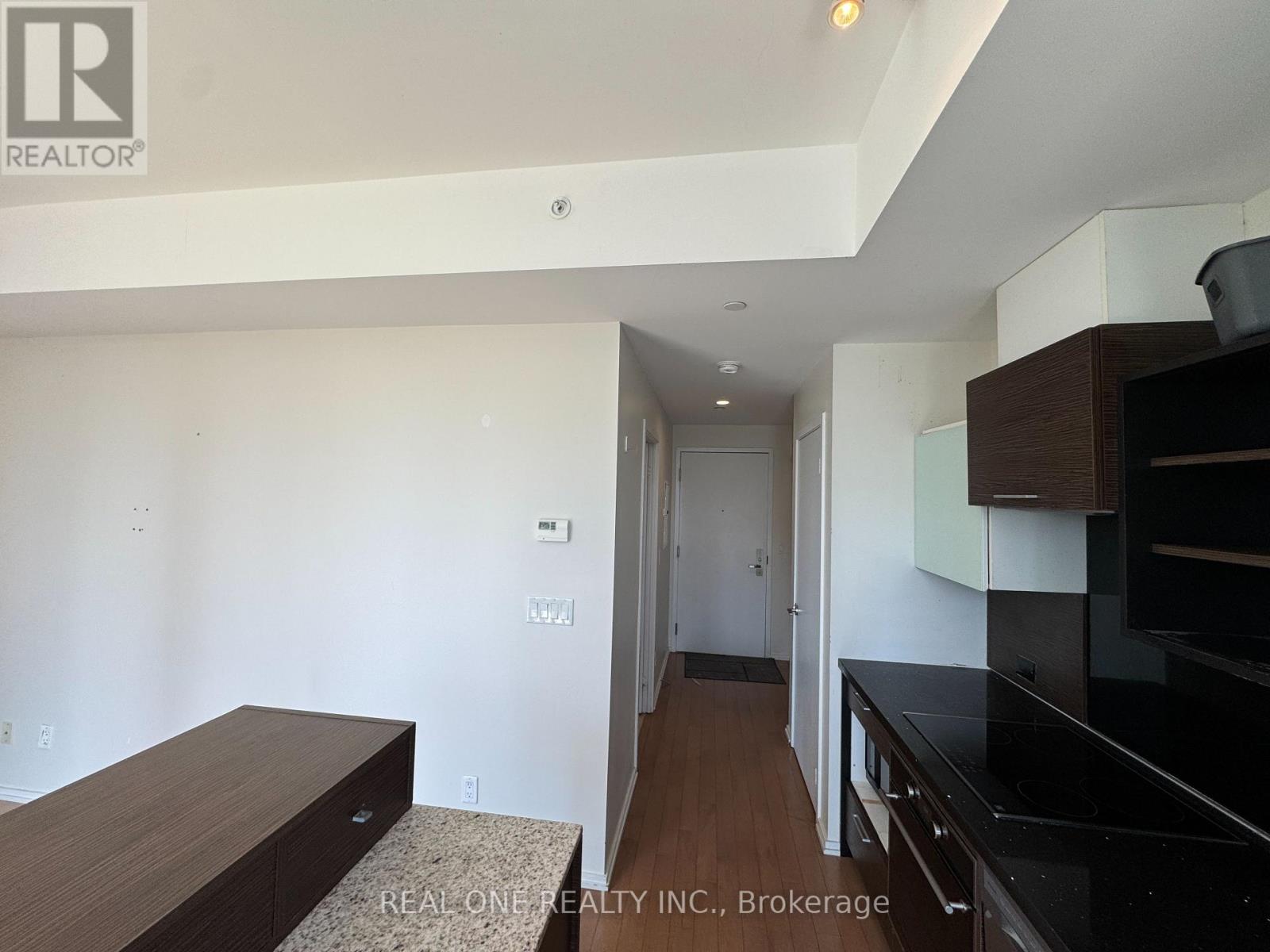 1303 - 75 St Nicholas Street, Toronto, Ontario  M4Y 0A5 - Photo 8 - C13232486
