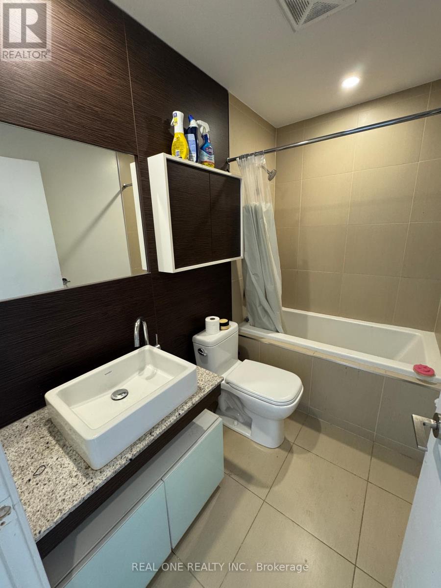 1303 - 75 St Nicholas Street, Toronto, Ontario  M4Y 0A5 - Photo 9 - C13232486