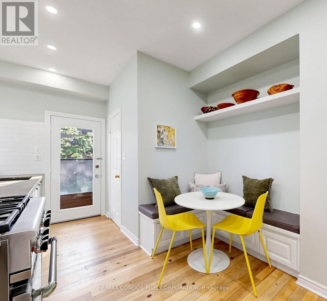 212 Albany Avenue, Toronto, Ontario  M5R 3C6 - Photo 10 - C13232498