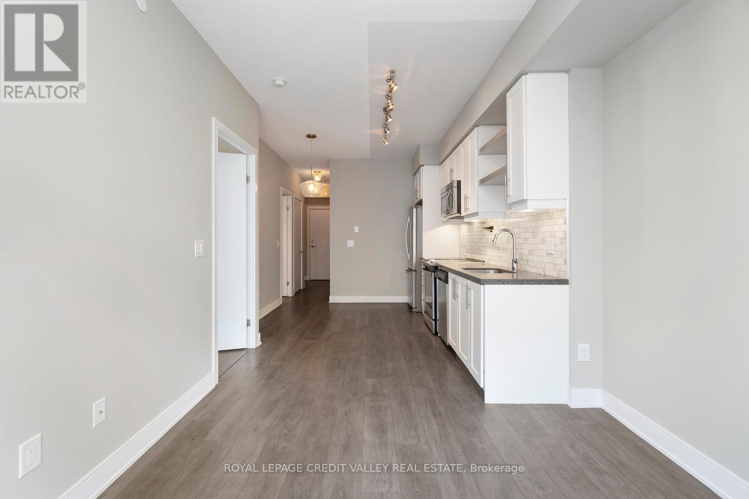 1732 - 525 Adelaide Street W, Toronto, Ontario  M5V 0N7 - Photo 9 - C13232512