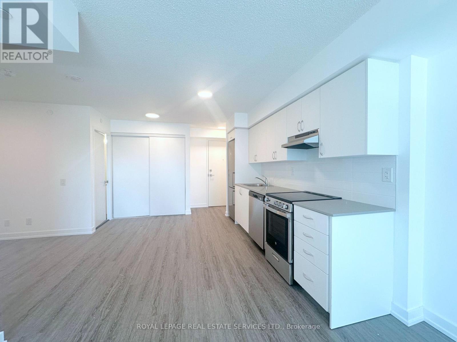 423 - 25 Kitney Drive, Ajax, Ontario  L1S 4S4 - Photo 2 - E13232386