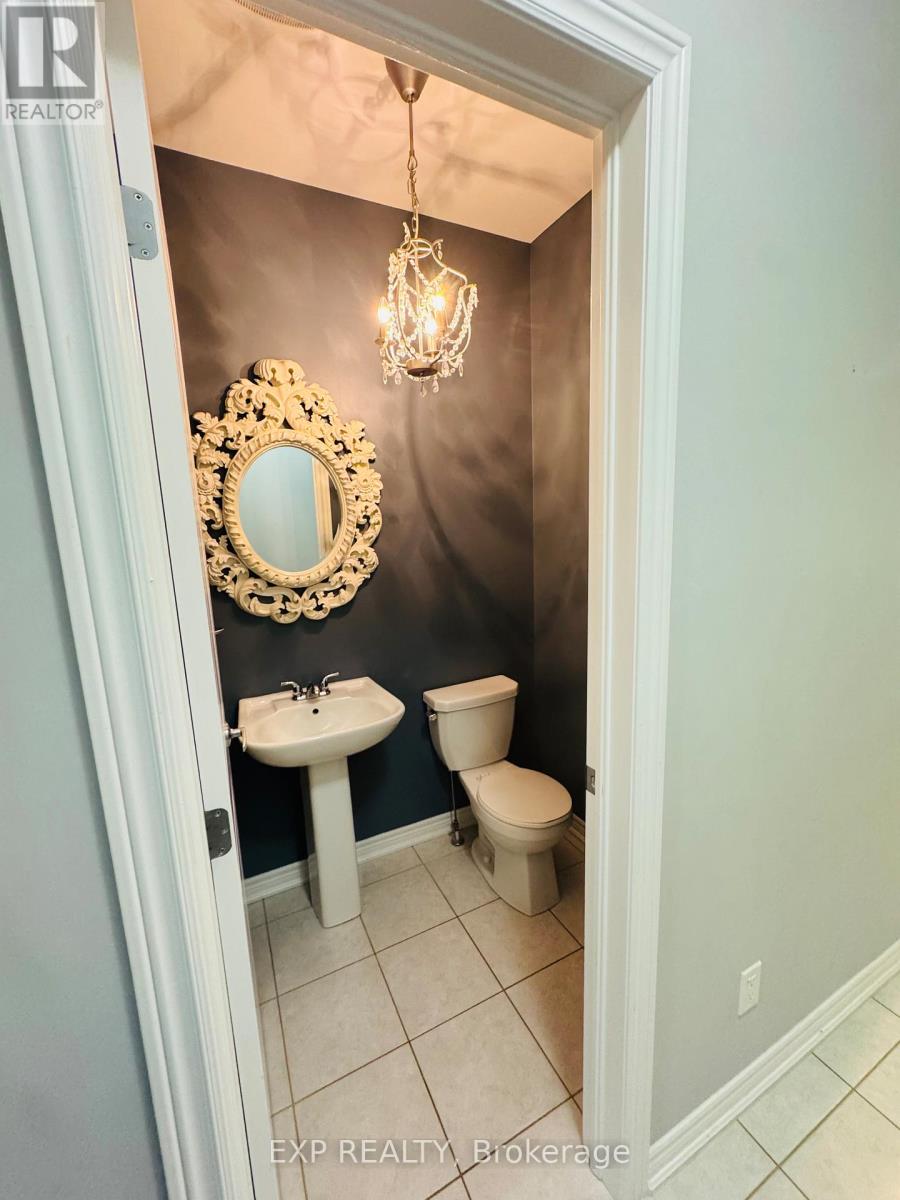 30 Isherwood Crescent, Vaughan, Ontario  L4H 3N9 - Photo 7 - N13232400