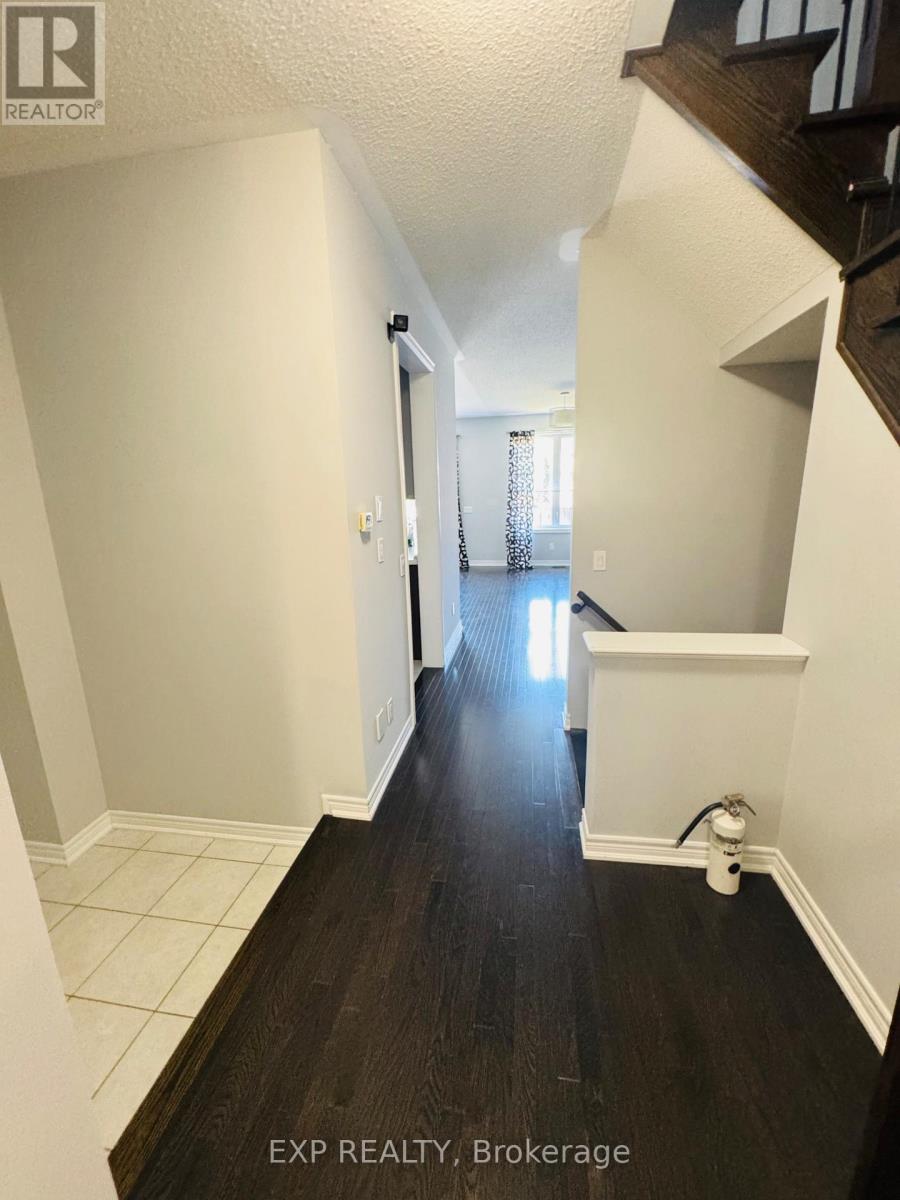 30 Isherwood Crescent, Vaughan, Ontario  L4H 3N9 - Photo 8 - N13232400