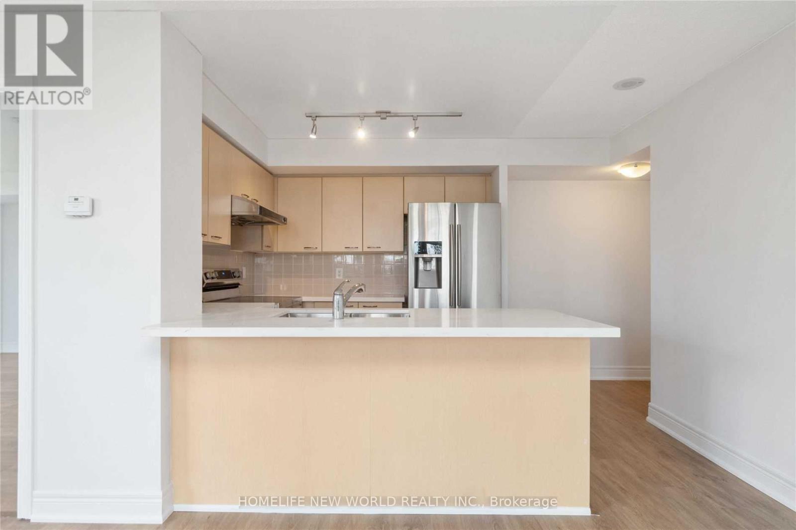 220 - 62 Suncrest Boulevard, Markham, Ontario  L3T 7Y6 - Photo 5 - N13232426