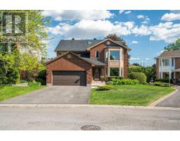 30 HUNTINGS END AVENUE, Ottawa, Ontario