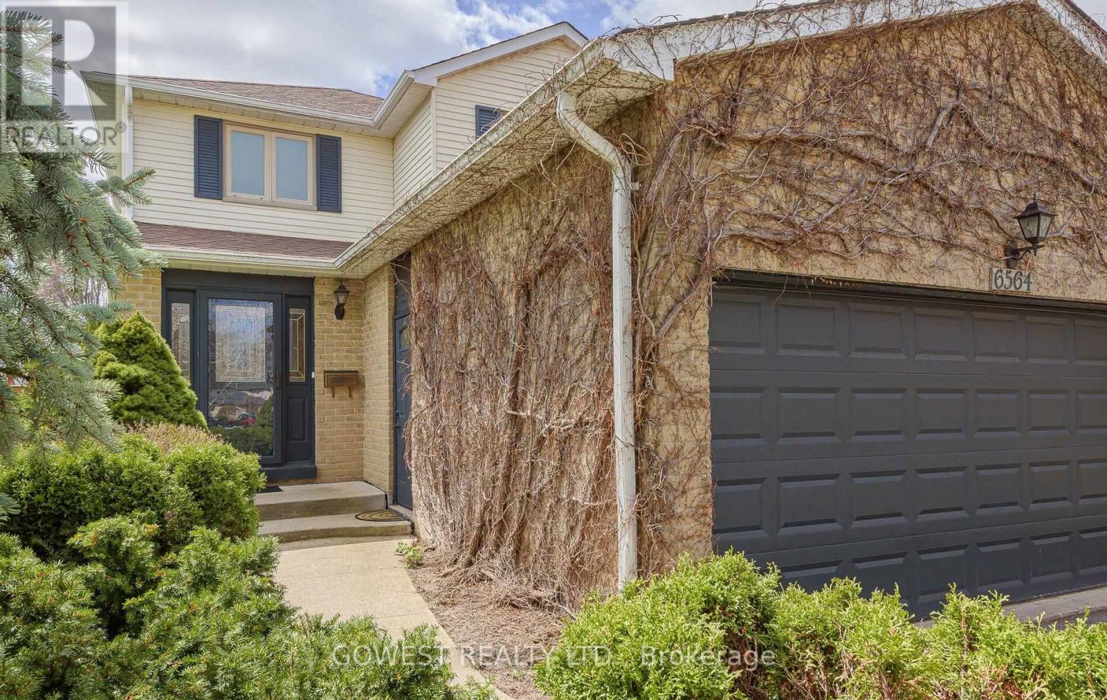 6564 Edenwood Drive, Mississauga, Ontario  L5N 3L7 - Photo 3 - W13232356