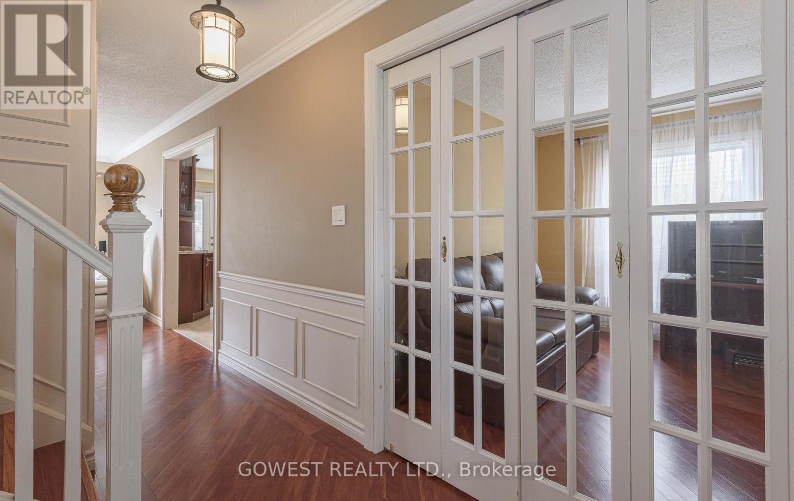 6564 Edenwood Drive, Mississauga, Ontario  L5N 3L7 - Photo 7 - W13232356