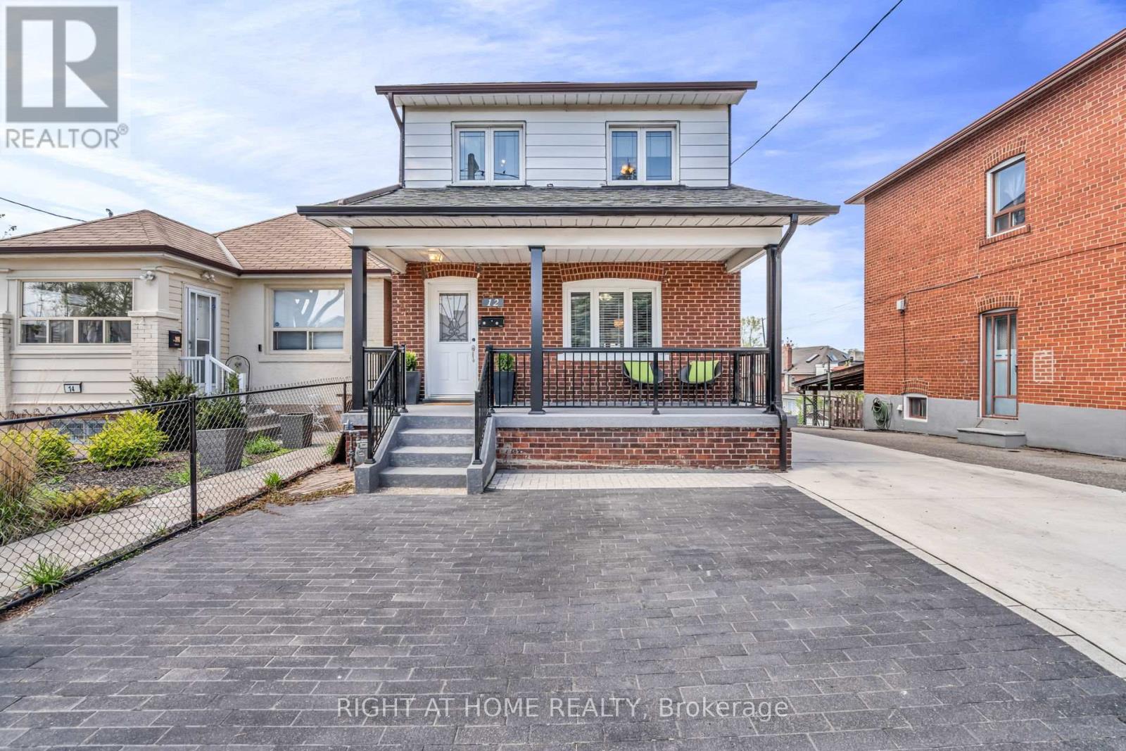 12 Porter Avenue, Toronto, Ontario  M6N 2G9 - Photo 2 - W13232460