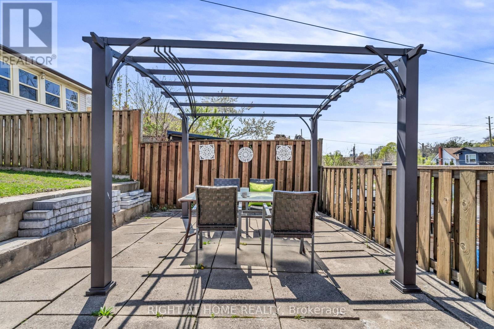 12 Porter Avenue, Toronto, Ontario  M6N 2G9 - Photo 47 - W13232460