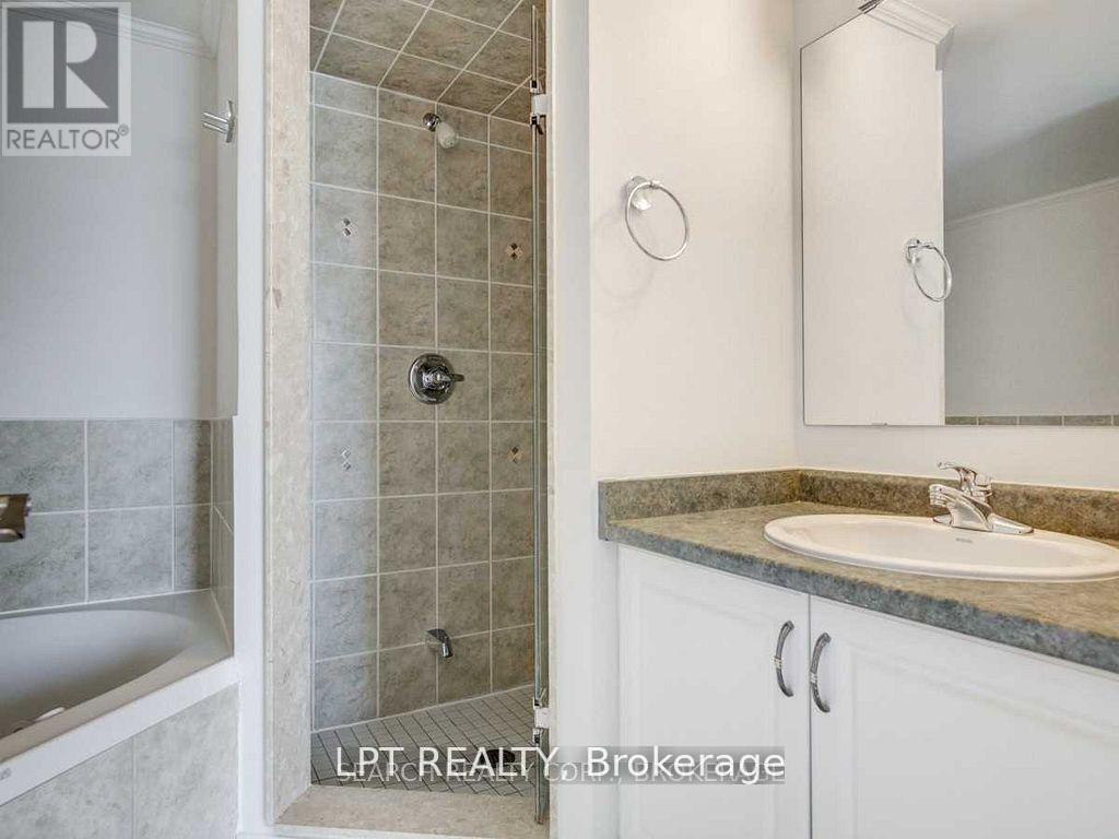2059 - 3047 Finch Avenue, Toronto, Ontario  M9M 0A5 - Photo 15 - W13232462