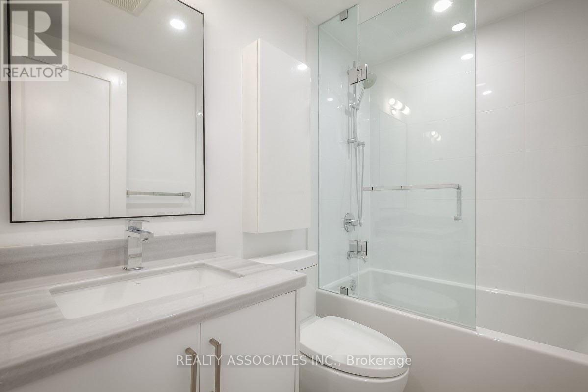 Unit 1a - 31 Ennerdale Road, Toronto, Ontario  M6E 4C2 - Photo 17 - W13232468