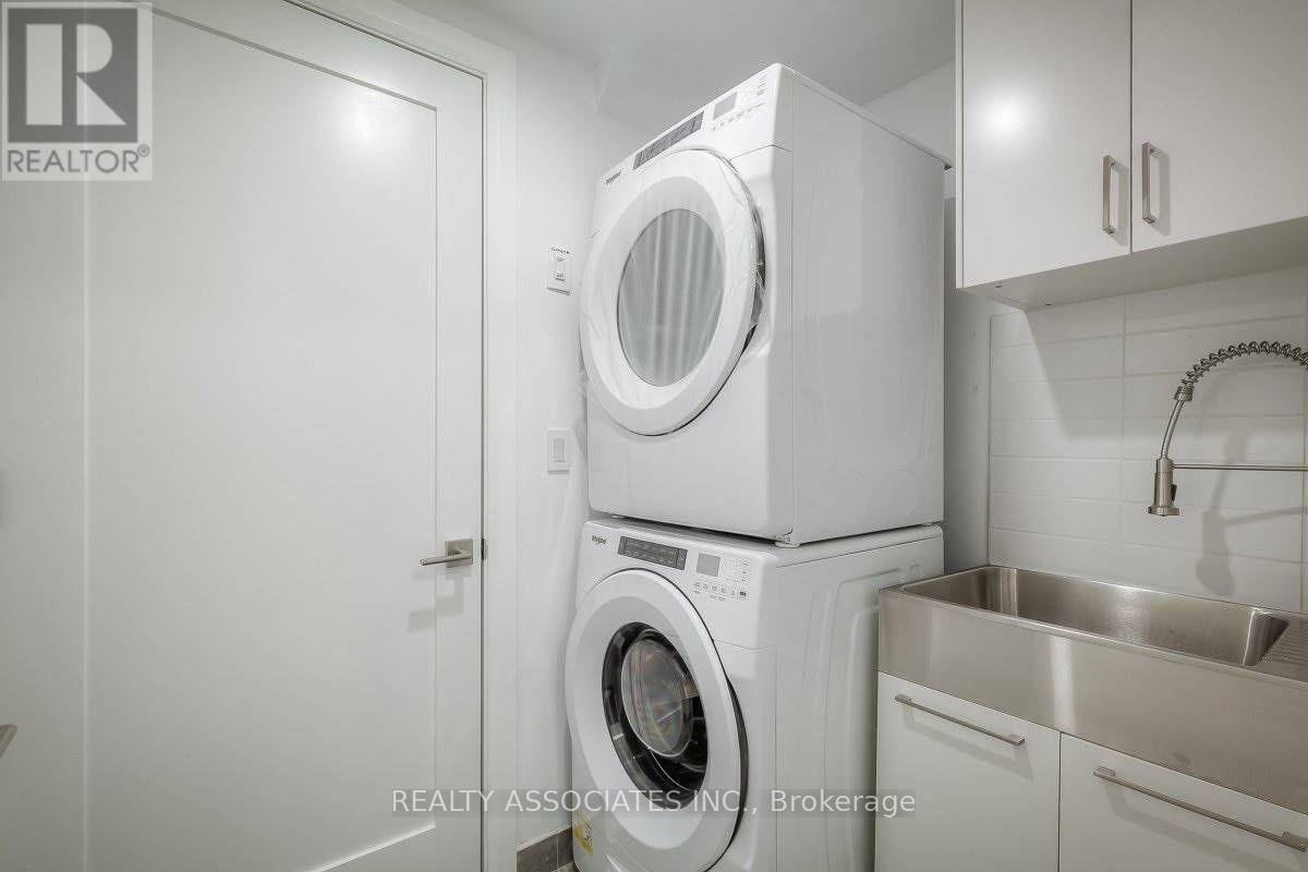 Unit 1a - 31 Ennerdale Road, Toronto, Ontario  M6E 4C2 - Photo 18 - W13232468