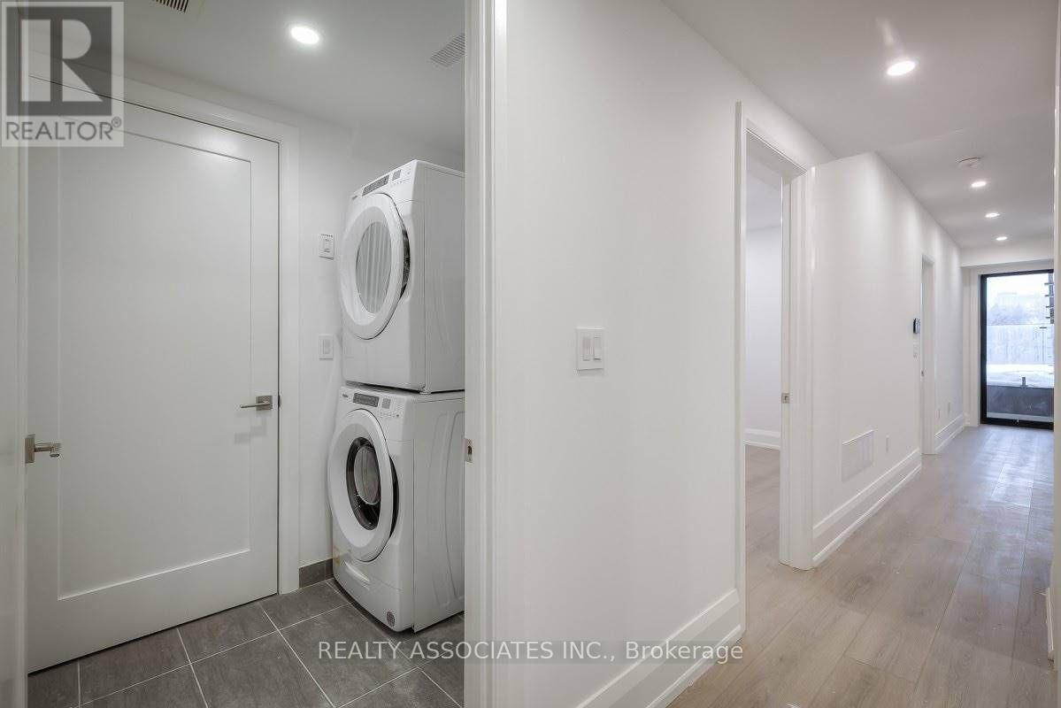 Unit 1a - 31 Ennerdale Road, Toronto, Ontario  M6E 4C2 - Photo 19 - W13232468
