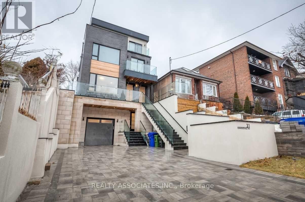 Unit 1a - 31 Ennerdale Road, Toronto, Ontario  M6E 4C2 - Photo 4 - W13232468
