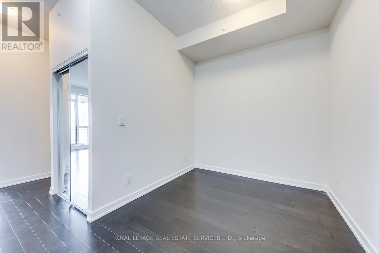610 - 510 Curran Place, Mississauga, Ontario  L5B 0J8 - Photo 8 - W13232508