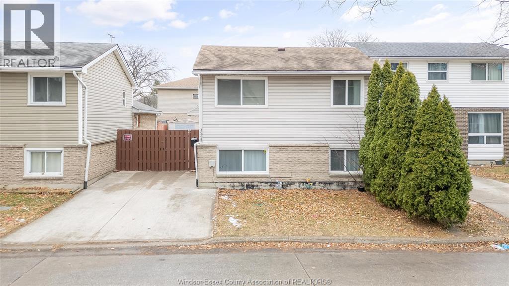 1229 ARNCLIFFE, Windsor, Ontario