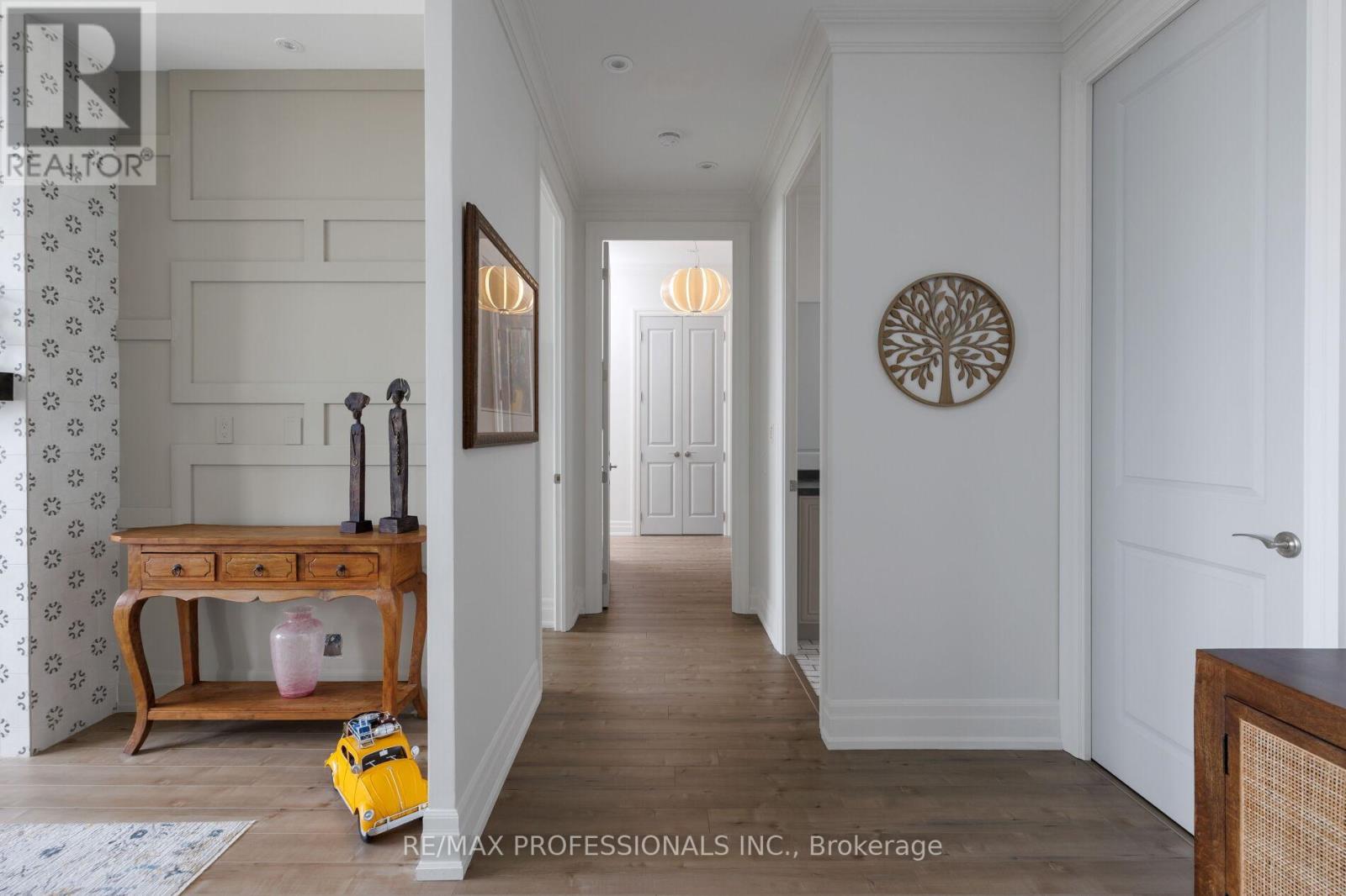 Ph3 - 9 Burnhamthorpe Crescent, Toronto, Ontario  M9A 0A6 - Photo 26 - W13224532