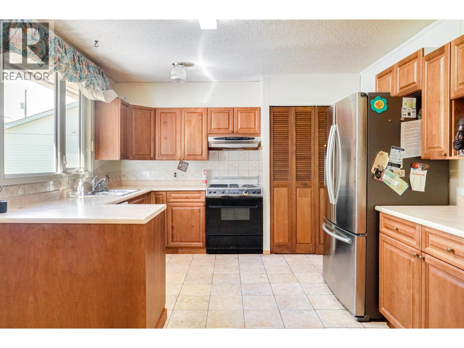 33 Swannell Street, Kitimat, British Columbia  V8C 1H2 - Photo 5 - R3131497