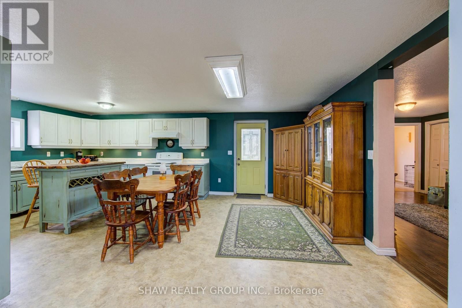 853 Norfolk County 28 Road, Norfolk, Ontario  N0E 1G0 - Photo 4 - X12929414